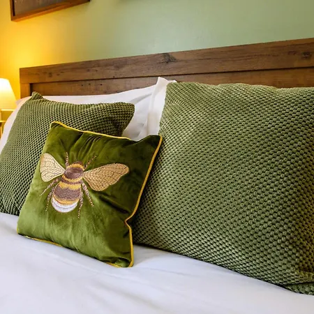 Rose - Delightful Stables Conversion By Stae-homes Han/Misafirhane