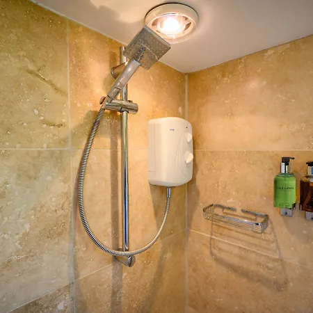 Rose - Delightful Stables Conversion By Stae-homes Han/Misafirhane