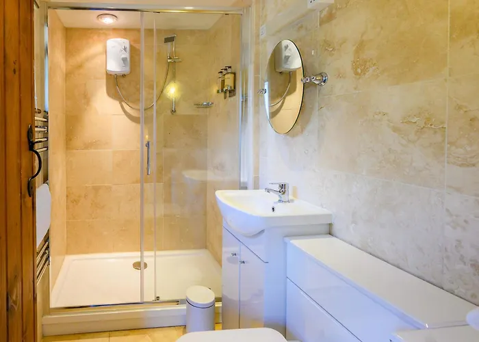 Мини-отель Rose - Delightful Stables Conversion By Stae-homes *