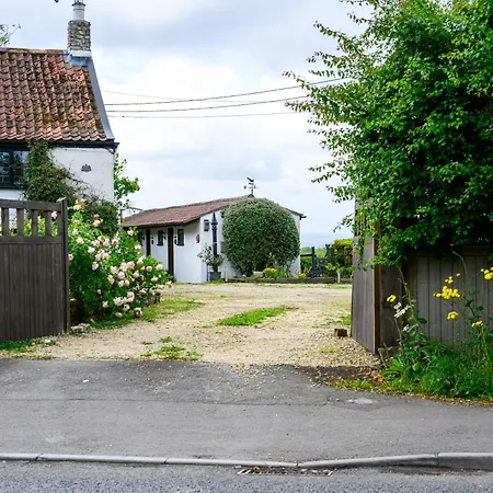 Rose - Delightful Stables Conversion By Stae-homes