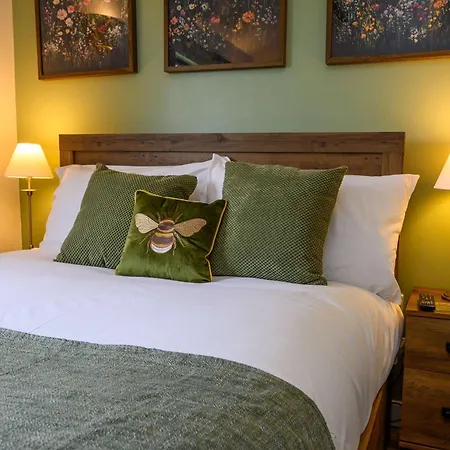 Rose - Delightful Stables Conversion By Stae-homes *